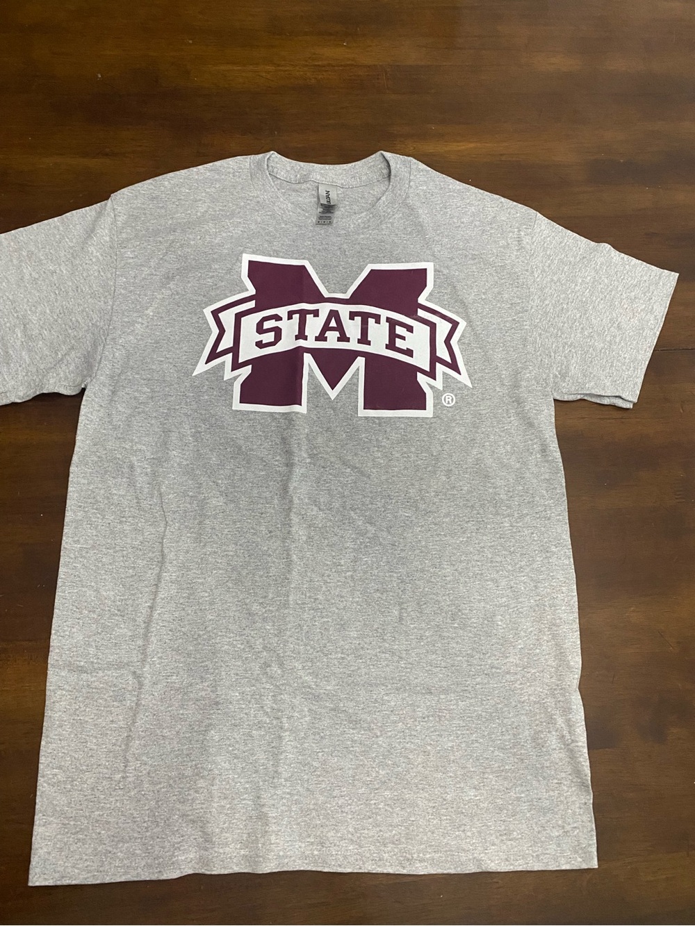 Gildan Grey Short-Sleeve Mississippi State adult size M tshirt never worn